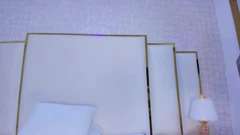 Paola  online show from 8, 11, 2025