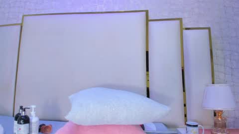 Paola  online show from 31, 3, 2026