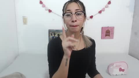 Paola online show from 18, 2, 2025