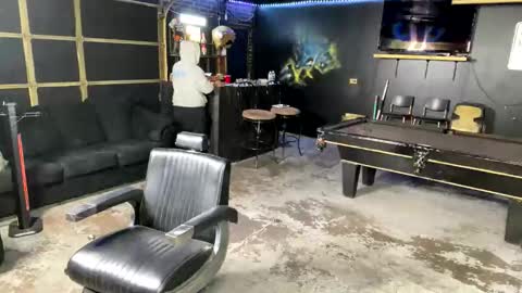 papi_krizz online show from 26, 10, 2025