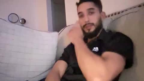 papicubano_guapo23cm online show from 18, 10, 2025