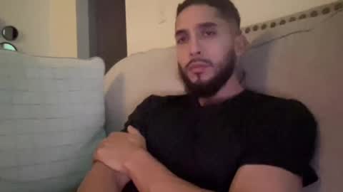 papicubano_guapo23cm online show from 23, 10, 2025