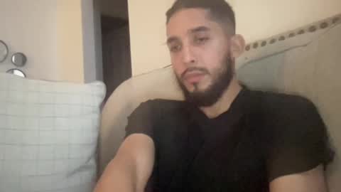 papicubano_guapo23cm online show from 24, 10, 2025