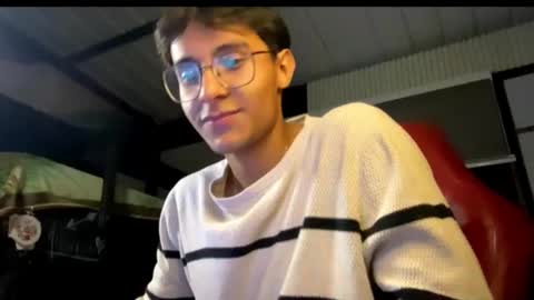 Snapshot of papita_pelada chatting on 22, 11, 2025 Papitapelada online show from 22, 11, 2025