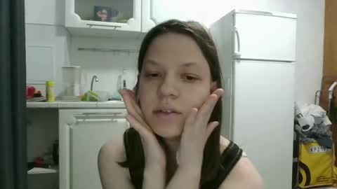 Snapshot of paradise_tease chatting on 27, 4, 2026 paradise_tease online show from 27, 4, 2026