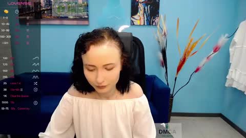 Snapshot of paradox_666_ chatting on 1, 1, 2025 Louise online show from 1, 1, 2025