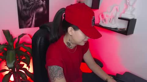 Paris D angelo online show from 17, 2, 2025