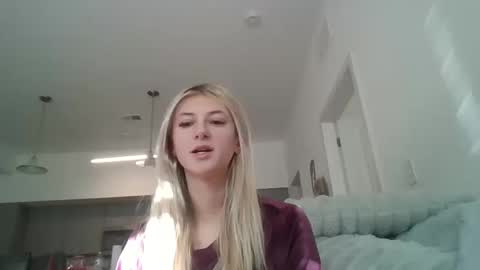 parisbaby2000 online show from 17, 10, 2025