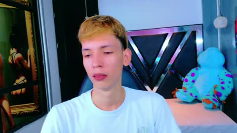 Snapshot of park_jimin1 chatting on 19, 11, 2025 park_jimin1 online show from 19, 11, 2025