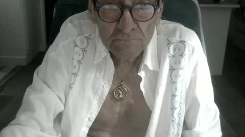 Snapshot of pastelito76 chatting on 24, 2, 2026 Bob online show from 24, 2, 2026