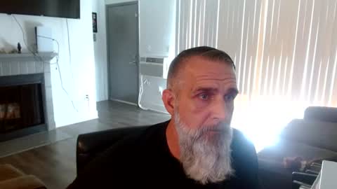 Snapshot of patrick0990 chatting on 29, 7, 2026 WolfNPanda online show from 29, 7, 2026