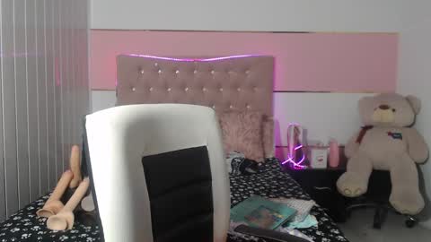 patty squirt87 online show from 20, 2, 2025