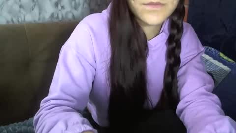 Snapshot of pau_cat chatting on 2, 2, 2026 Pau online show from 2, 2, 2026