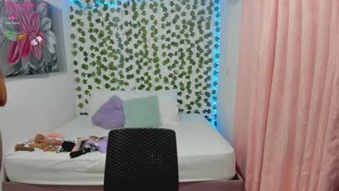 Snapshot of pau_delima__ chatting on 4, 10, 2025 paulina online show from 4, 10, 2025