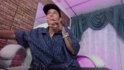 Snapshot of paul_booy chatting on 18, 10, 2025 Paul online show from 18, 10, 2025