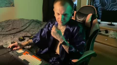 Paul online show from 9, 4, 2026