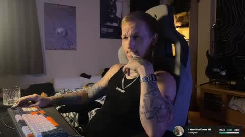 Snapshot of paul_razor chatting on 31, 5, 2026 Paul online show from 31, 5, 2026