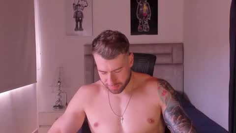 PAUL ROGER online show from 1, 11, 2025