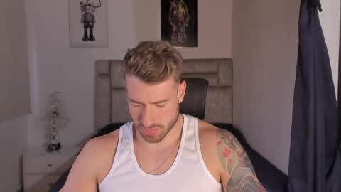 PAUL ROGER online show from 18, 11, 2025