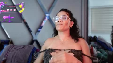 Paula online show from 15, 10, 2025