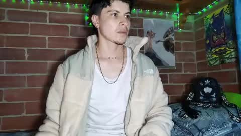 Snapshot of pauldamico chatting on 25, 4, 2026 Paul DAmico online show from 25, 4, 2026
