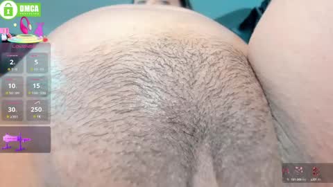 Paulina online show from 8, 3, 2025