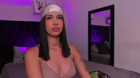 Snapshot of paulina_lopezz chatting on 22, 7, 2026 PAULINA online show from 22, 7, 2026