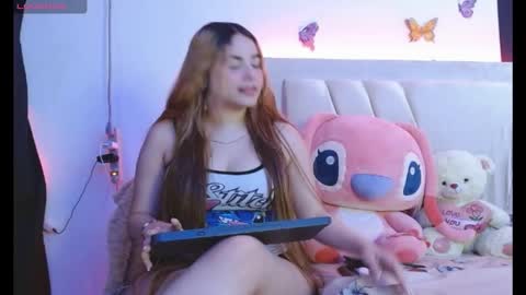 Snapshot of paulina_quintero18 chatting on 8, 5, 2026 Pau online show from 8, 5, 2026
