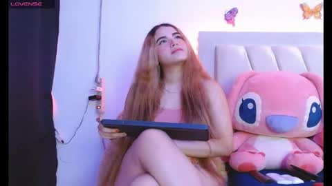 Snapshot of paulina_quintero18 chatting on 26, 5, 2026 Pau online show from 26, 5, 2026