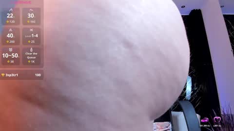 Paulina  online show from 3, 12, 2025