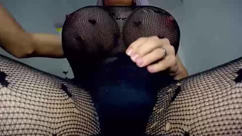 paulinabigcock24 online show from 25, 1, 2025