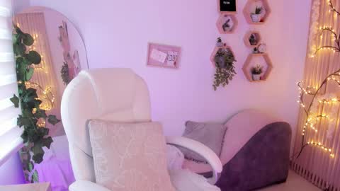 Estefania online show from 5, 10, 2025