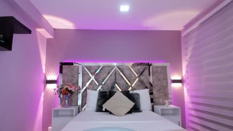 Paulina online show from 5, 2, 2025