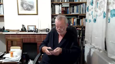 Snapshot of paull56r_ chatting on 30, 10, 2025 Hi Im Paul online show from 30, 10, 2025