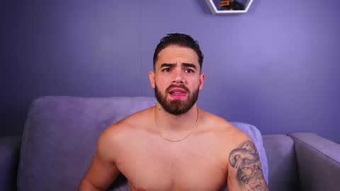 Paul Phoenix online show from 19, 12, 2025