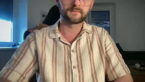 love bush online show from 26, 4, 2026