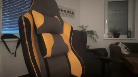 love bush online show from 29, 6, 2026