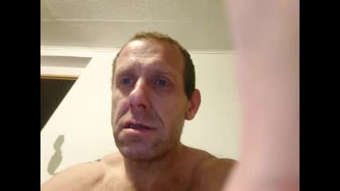 Snapshot of pawel1984wegrzyn42 chatting on 14, 5, 2026 Pawel42POLAND online show from 14, 5, 2026
