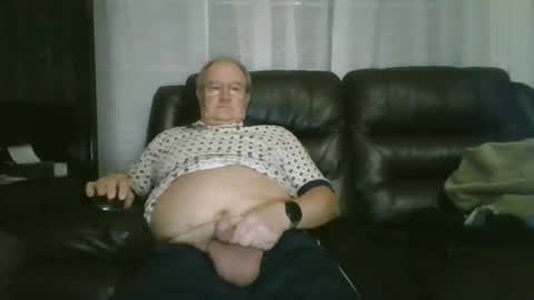 Snapshot of pawelek50 chatting on 11, 2, 2026 pawelek online show from 11, 2, 2026