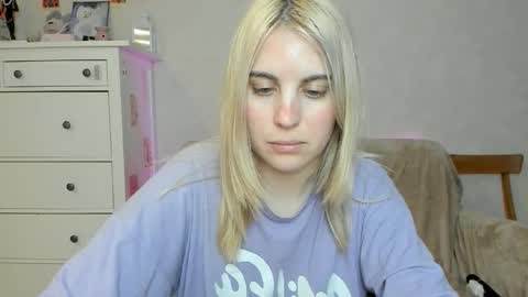 Snapshot of pawwsup1 chatting on 1, 2, 2026 Allisses online show from 1, 2, 2026