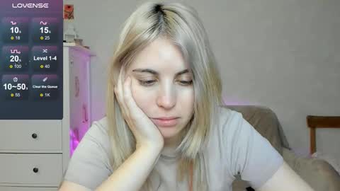 Snapshot of pawwsup1 chatting on 8, 2, 2026 Allisses online show from 8, 2, 2026