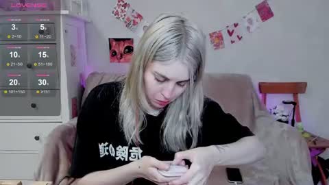 Snapshot of pawwsup1 chatting on 8, 7, 2026 Allisses online show from 8, 7, 2026