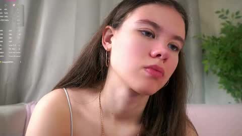 Snapshot of pazrapacki chatting on 12, 5, 2026 Beautiful Mila online show from 12, 5, 2026