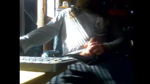 Snapshot of pcpeins chatting on 22, 4, 2026 pcpeins online show from 22, 4, 2026