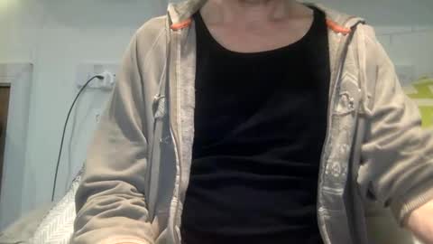 pea23 online show from 18, 1, 2025