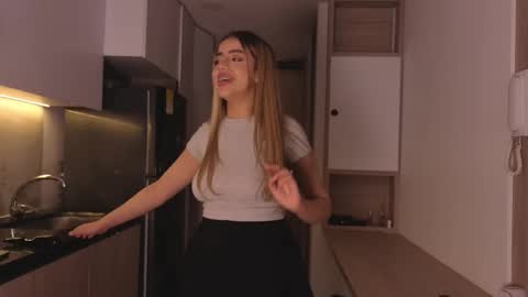 Ema online show from 7, 10, 2025