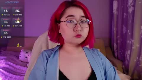 Snapshot of peach_shy chatting on 1, 10, 2025 Lilian online show from 1, 10, 2025