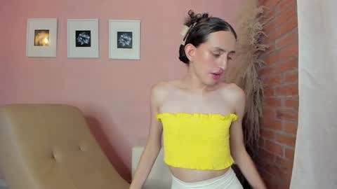 peach tyron online show from 14, 1, 2025