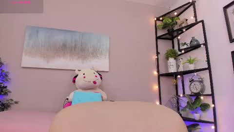 Snapshot of peachbrii chatting on 12, 6, 2026 Briana online show from 12, 6, 2026