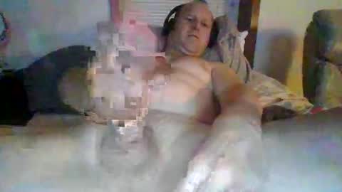 PEach online show from 27, 2, 2025